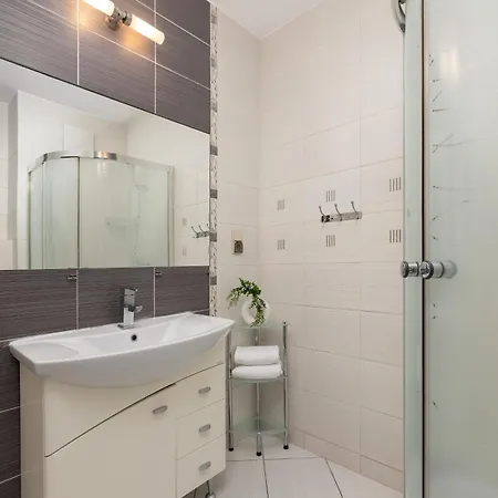 Diva By Solarento Apartment *