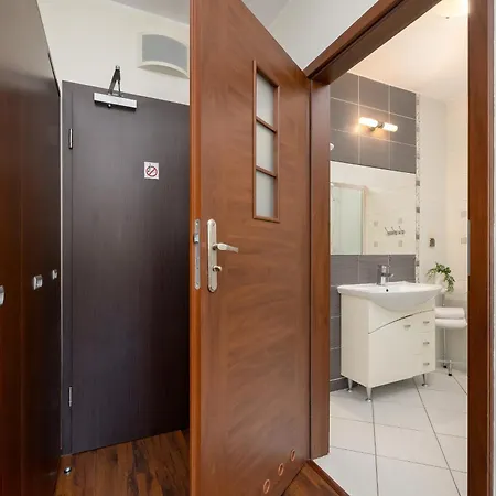 Diva By Solarento Apartment